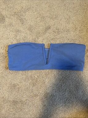 SHEIN Blue Ribbed Bandeau Top with Center V